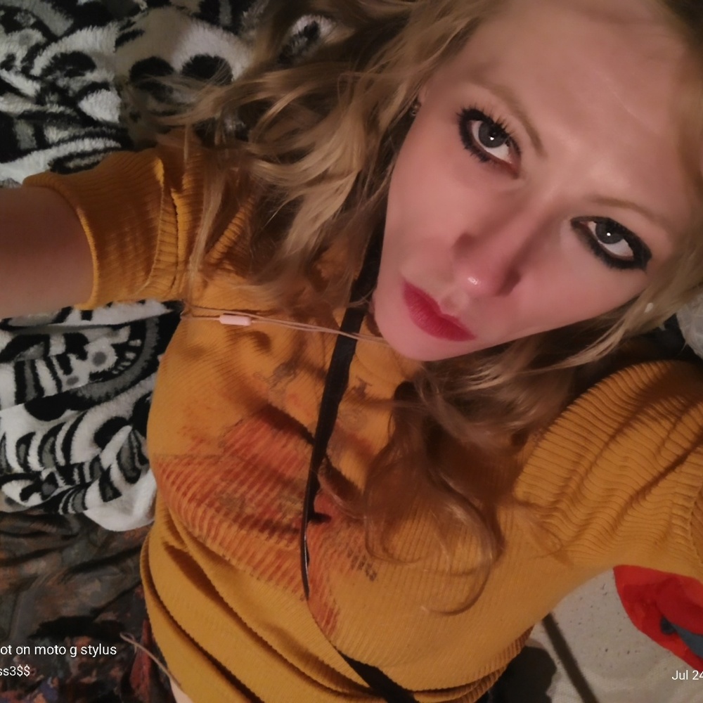 Meet your Posher, Sasha